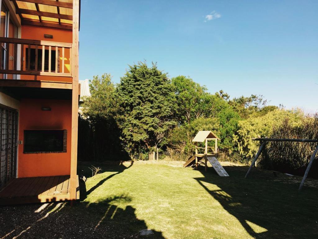 Apartamentos La Playa Piriápolis エクステリア 写真